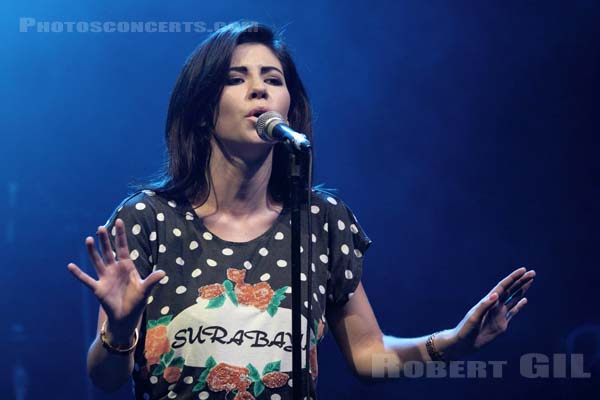 MARINA AND THE DIAMONDS - 2009-11-08 - PARIS - La Cigale - 